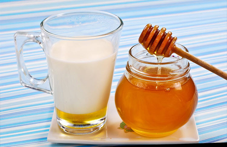 Trị nám da bằng sữa chua